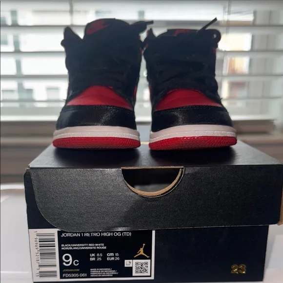 Jordan Kids Retro High OG Shoes - Black and Red