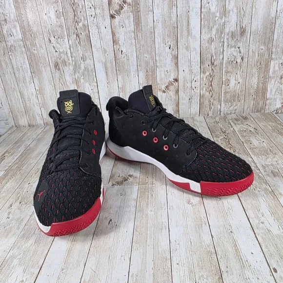 Jordan Low Basketball Shoes Performance Athletic Black Red Mens Size 13