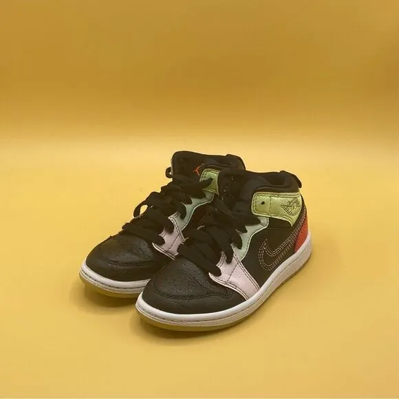Jordan 1 Mid GS 'Glow in the Dark'