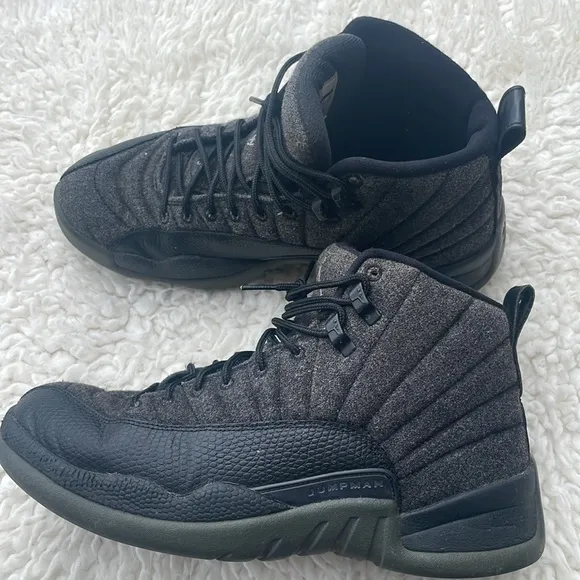 Jordan's Air Jordan 12 XII Retro. Size 9. Used in good condition.