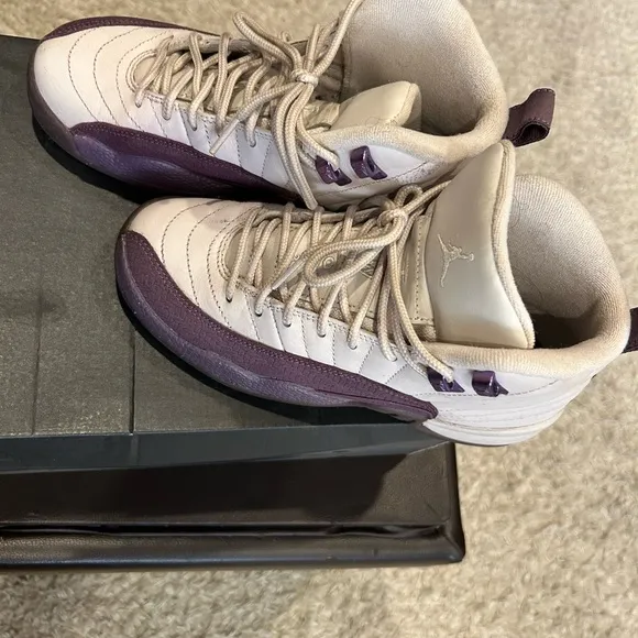 Jordans Retro 12 Size 4 Desert Sand