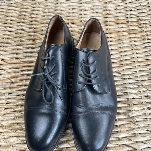Jos A Bank Men Shoes 10.5 Black Cap Toe Oxford Lace Up Leather Classic Career