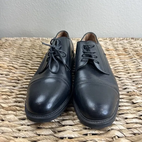 Jos A Bank Men Shoes 10.5 Black Cap Toe Oxford Lace Up Leather Classic Career