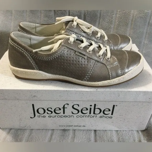 Josef Seibel Silver Leather Sneakers EU 37 US 6 to 6.5