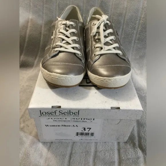 Josef Seibel Silver Leather Sneakers EU 37 US 6 to 6.5