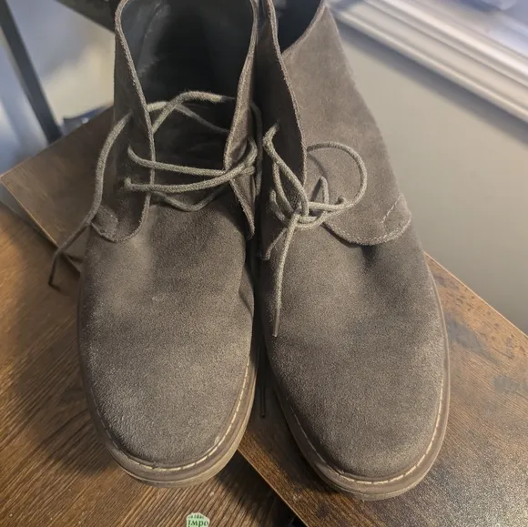 Joseph Abboud Collection Men's Desert Boots Size 10 Suede Gray
