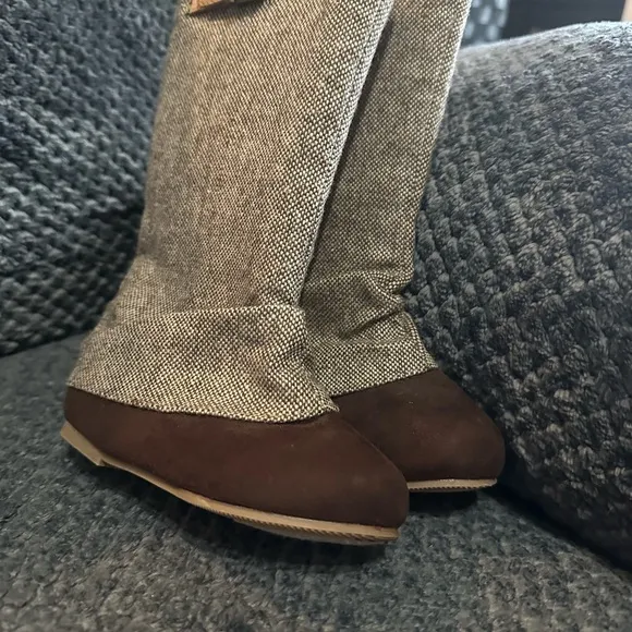 Joyfolie Toddler size 7 Boots Hadley Brown Fall Boot New NWOT Faux Suede