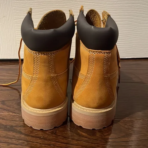 Junior Timberland premium 6 inch waterproof boots