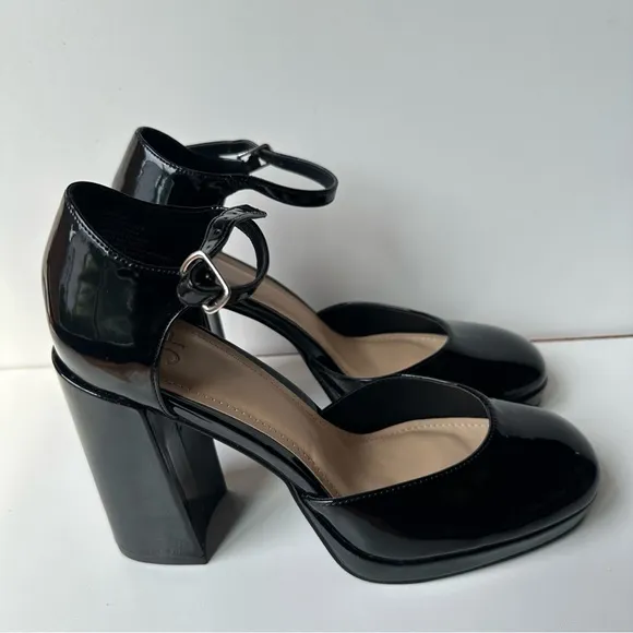 JustFab Women High heels Black, Size:8  Straps Buckle Block Heel