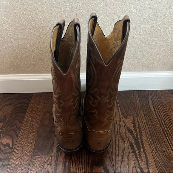 Justin Men Leather Western Cowboy Boots Round Toe Size 9 1/2 D Style# 2253 Brown