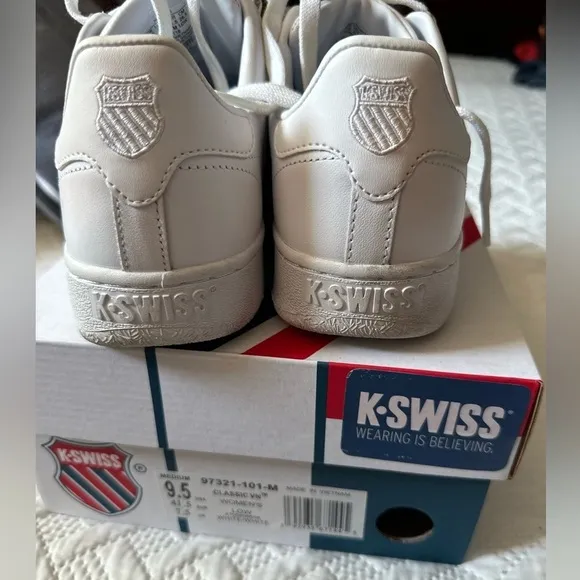K-Swiss Classic Tennis shoes