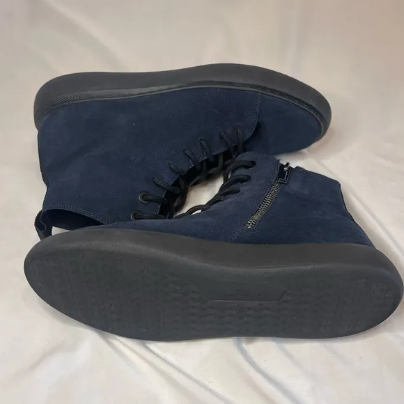 Karl Lagerfeld Paris Suede High Top Blue Lace Up Sneakers Side Zipper Size 9M