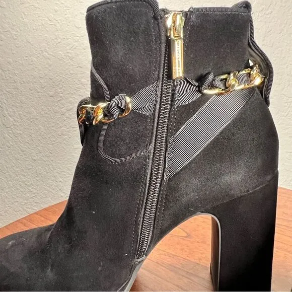 Karl Lagerfeld suede boots 🔥 black with gold hardware 🔥 size 7.5/38