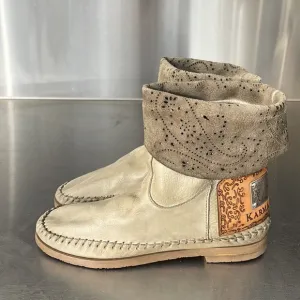 Karma Of Charme “Hammam boots”. New from Sundance