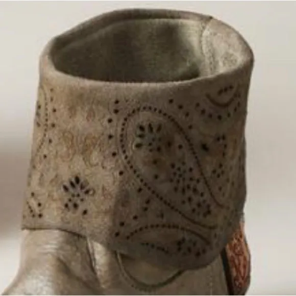 Karma Of Charme “Hammam boots”. New from Sundance