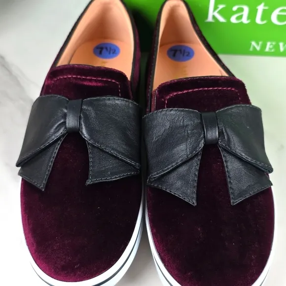 KATE SPADE NEW YORK SIZE 7.5 SHOES DELISE TOO BURGUNDY VELVET SLIP ON SNEAKERS