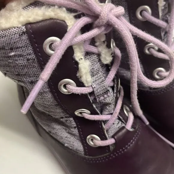 Keen Girl’s Waterproof Rubber Sherpa Lined Heather Purple Lace Up Boots Size 3