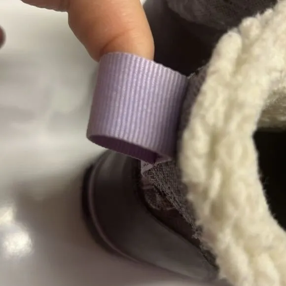 Keen Girl’s Waterproof Rubber Sherpa Lined Heather Purple Lace Up Boots Size 3
