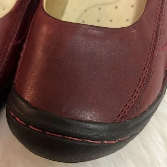 Keen Merlot Ballerina Slip On Shoes SIZE 9.5 BIN 16