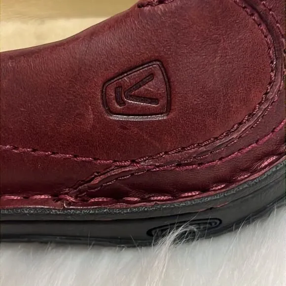 Keen Merlot Ballerina Slip On Shoes SIZE 9.5 BIN 16