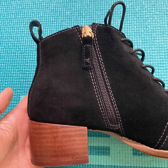 Kelsi Dagger Getaway Womens  7 Ankle Boots Black Suede Western Style Booties