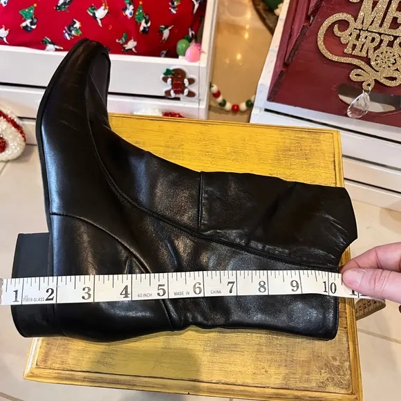 Kenneth Cole New York men’s size 8 leather boots