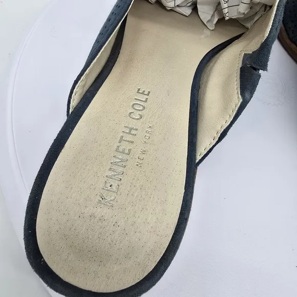 Kenneth Cole Shoes Women's 7.5M Rubie Navy Slip-On Mules