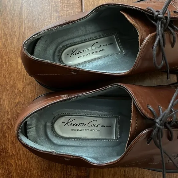 Kenneth Cole with Silver Technology mens Leather Shoes Size 10.5 Brown