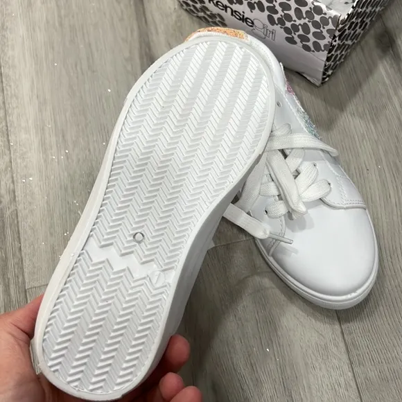 Kensie Girl Low Top Sneaker Casual Lace Up Shoes Glittery Stars