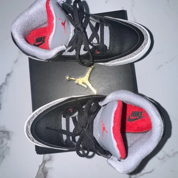 Kids Jordan 3