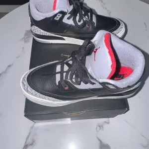 Kids Jordan 3