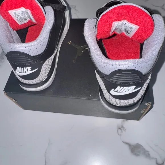 Kids Jordan 3