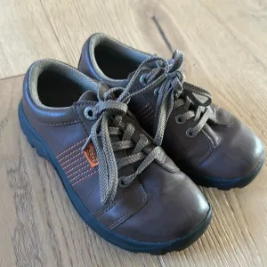 Kids Keen Boys Austin II Low Top Lace Up Walking Shoes US 1 leather