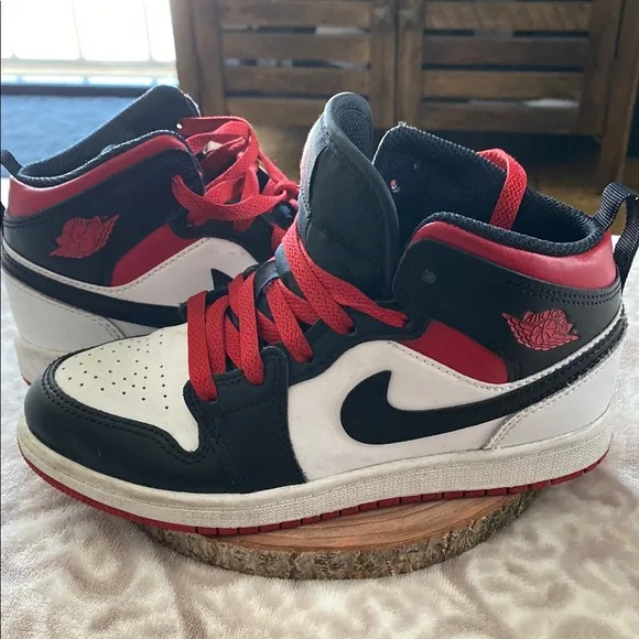 Kids Nike Air Jordan Black and Red Sneakers Classic Mid-Top Design