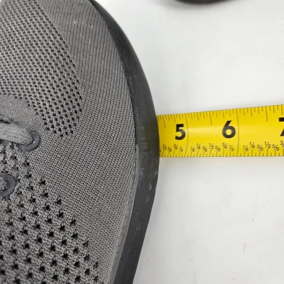 Kizik Slip-On Sneakers Shoes Men 10.5 Women 12 Gray Mesh Light Comfort Walking