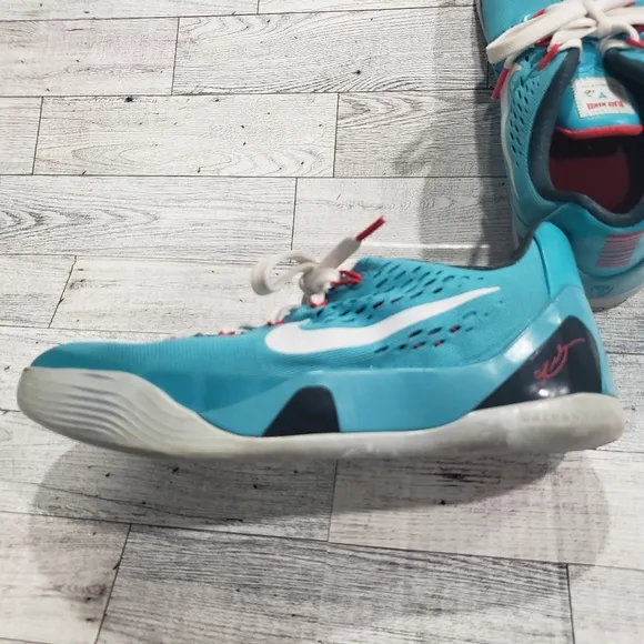 Kobe Bryant Black Mamba 9 Nike Dusty Cactus Teal Basketball Shoes Youth Size 6 Y