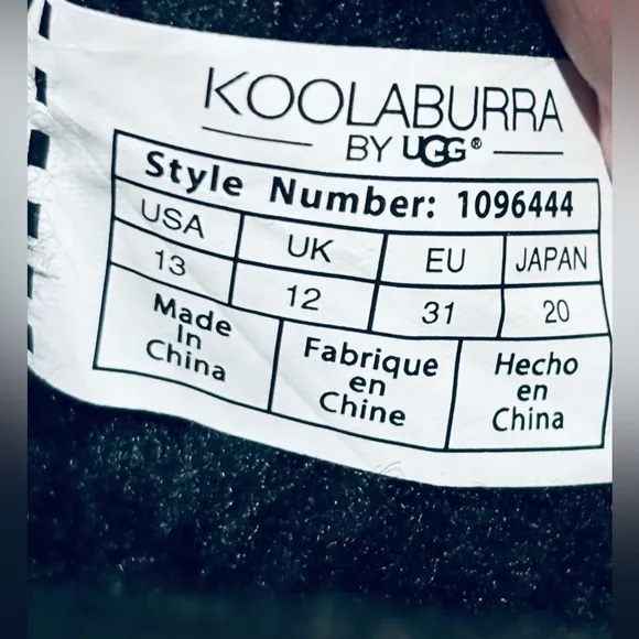 KOOLABURRA BY- UGG Black SnowBoots. Sz. (13)Plaid &amp; Bows on Back!