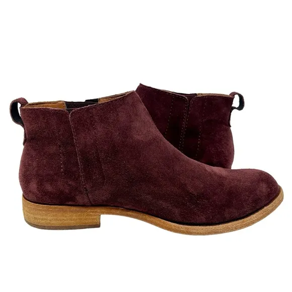 KORK-EASE Burgundy Suede Velma Boots Booties Size 8.5 Chelsea Ankle Pull On