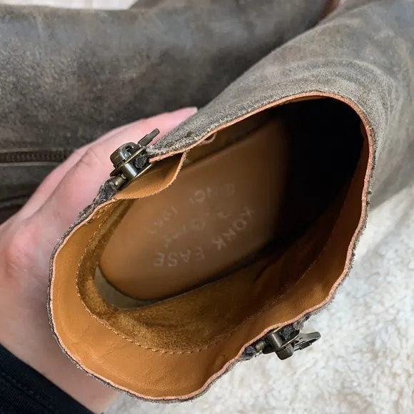 Kork-Ease Riley Taupe Distressed Tan Bootie Size 7