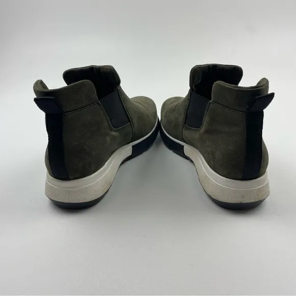 La Canadienne Nikki Suede Sneakers Wedge Booties Navy Blue Size 8 Retail $475