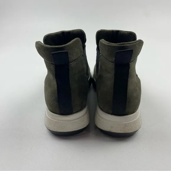 La Canadienne Nikki Suede Sneakers Wedge Booties Navy Blue Size 8 Retail $475