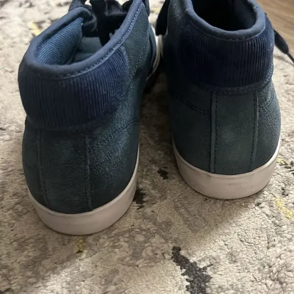 Lacoste blue suede ampthill ortholite sneakers men