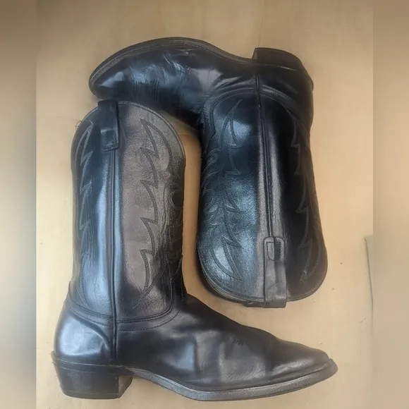 Laredo Boots men's size 12.5EE black leather classic Western cowboy boots