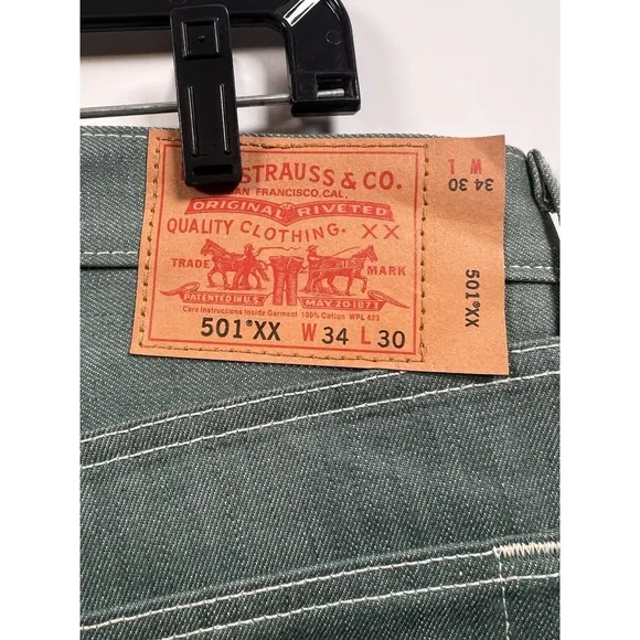 Levi's 501 Shrink-To-Fit Jeans Mens 34x30 Green Straight Leg Button Fly NWT