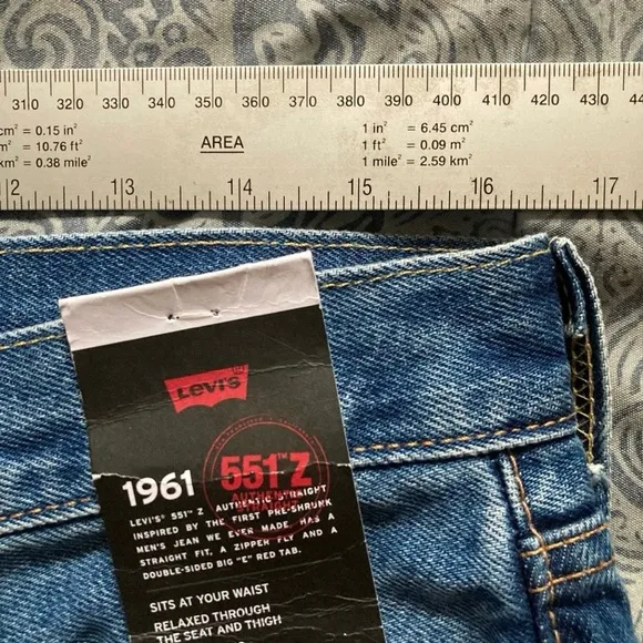 Levi’s Jeans 551z 1961 Men's 32x30 Big E Red Tab Straight Leg Medium Wash Blue