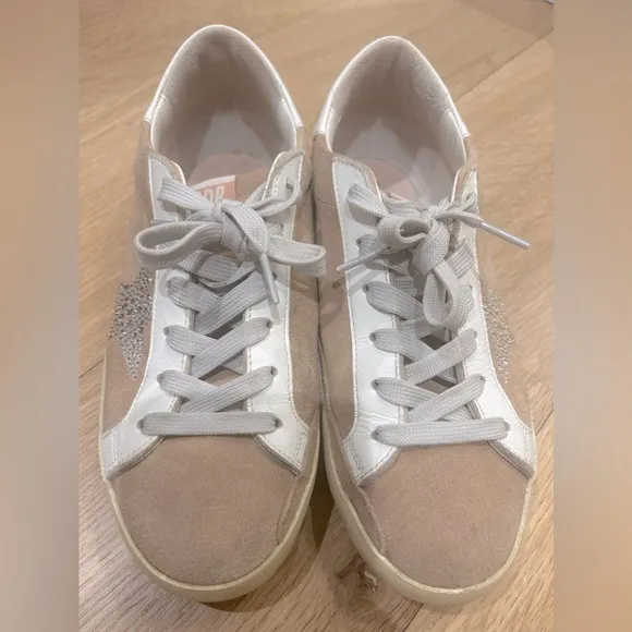 Lightly worn tan suede superstar, Golden goose sneakers