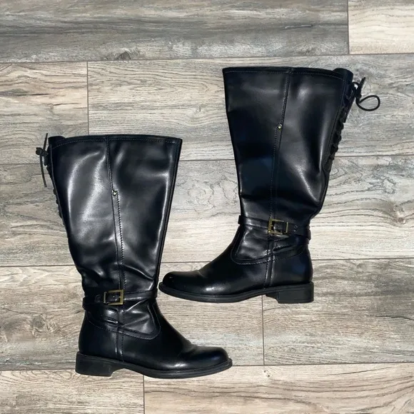 Like New- David Tate leather boots
