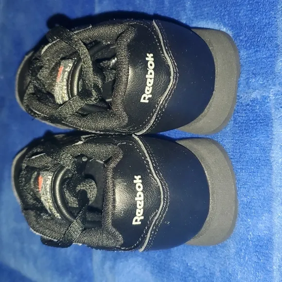 Like New Reebok Classic