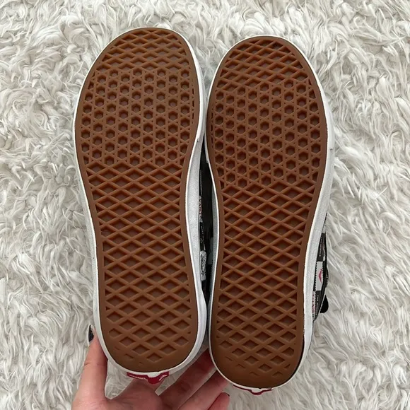 Limited Edition Vans Valentines Day Sneakers