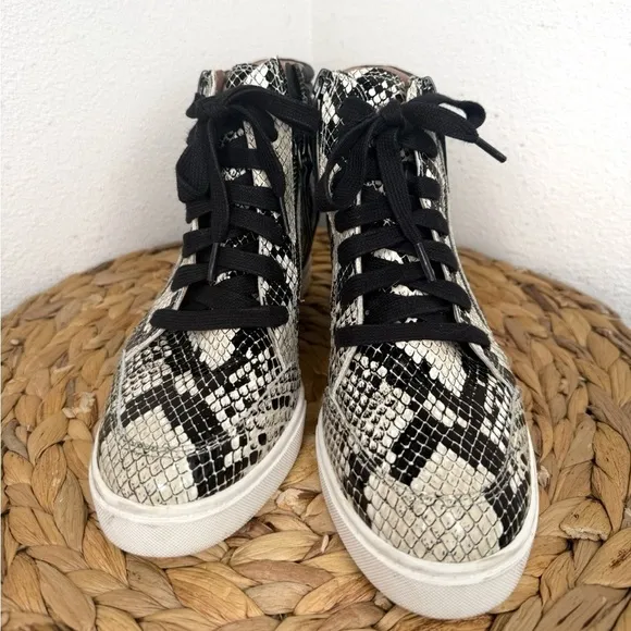 Linea Paolo Shoes Niya Wedge Sneaker Snakeskin Black and White Pattern Lace Up